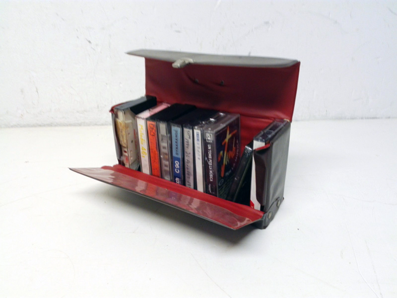 album maletin porta casettes musica plastico 12x24x8 1u